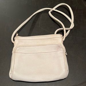 Tignanello crossbody bag 🌻